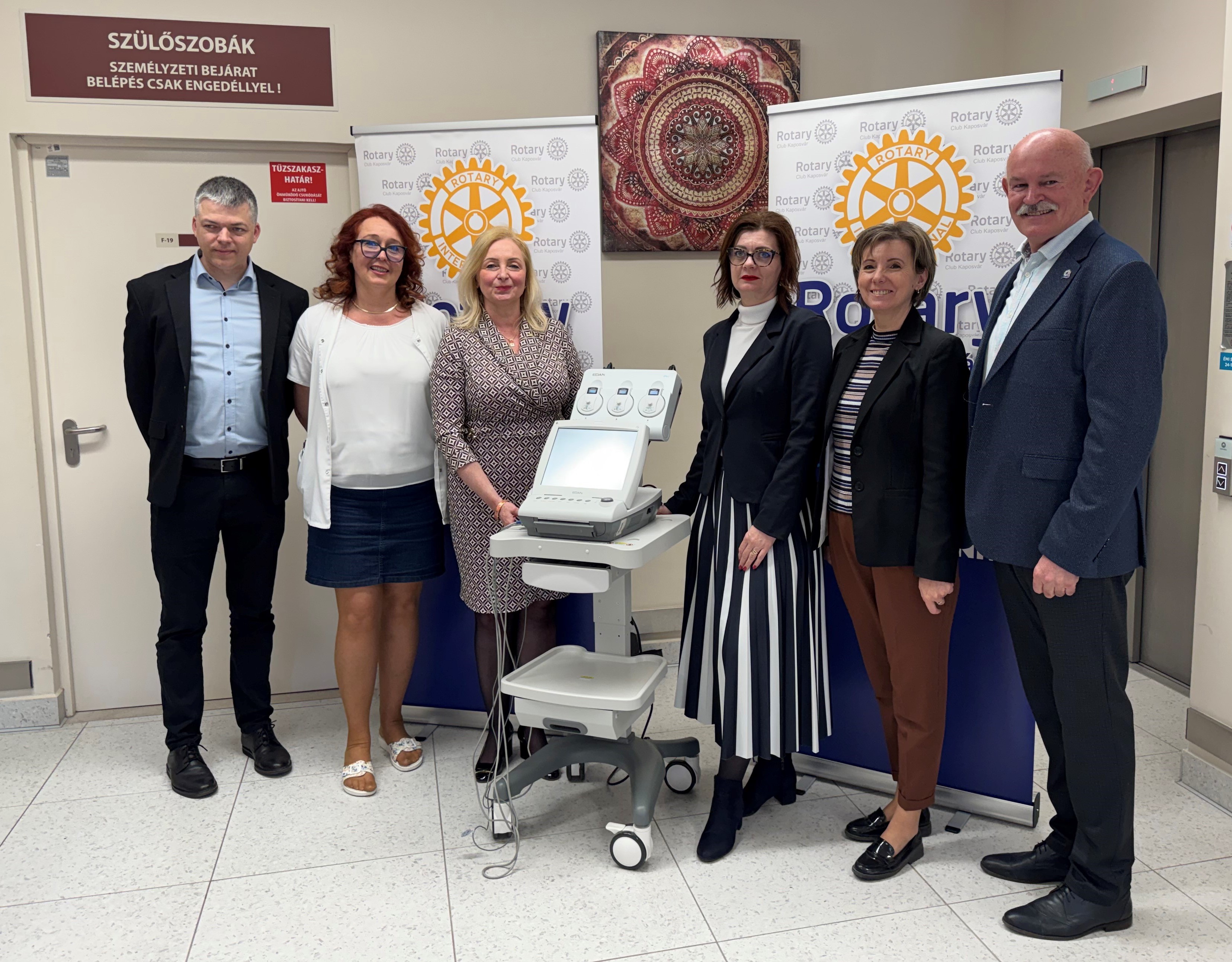 Eszköztámogatás a Kaposi Mór Oktató Kórház Szülészeti Osztályának